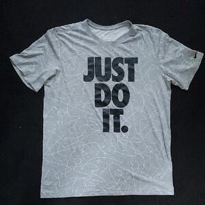 Nike Gray and Black Short Sleeve Tee